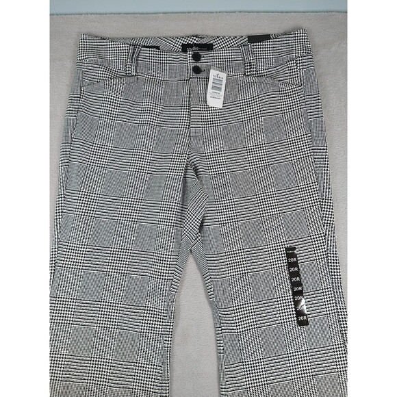 Torrid Studio Luxe Ponte Trouser A-Line Flare Pant Black /White Women's 20R New - Picture 2 of 10